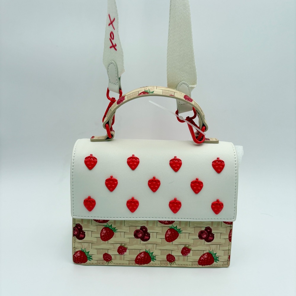 Betsey Johnson Strawberry Satchel Crossbody Bag‎ Purse XOX Cute